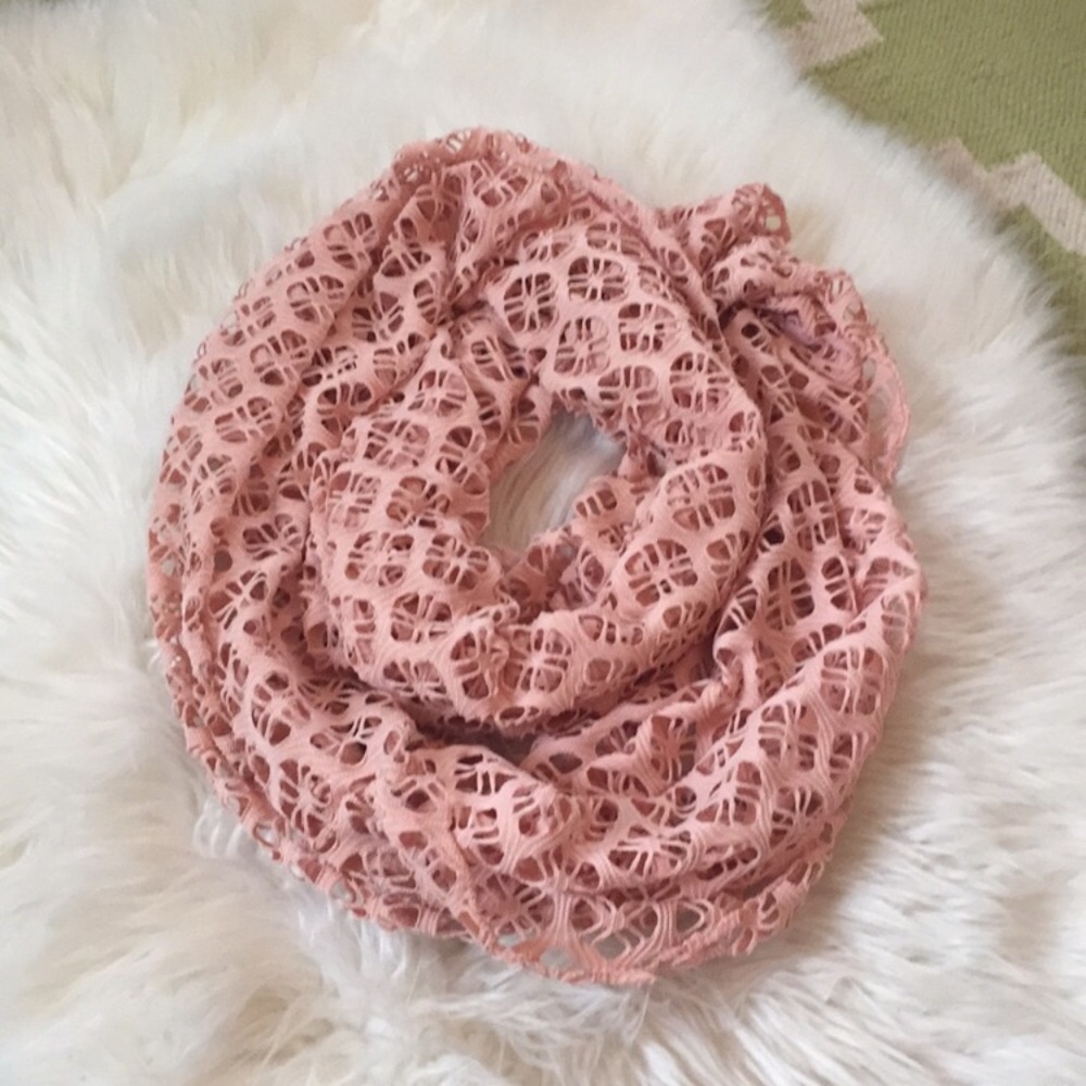 Infinity Scarf - Picture 2 of 4